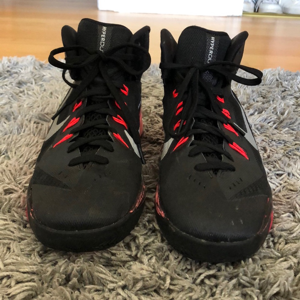 nike hyperdunks - Picture 2 of 6